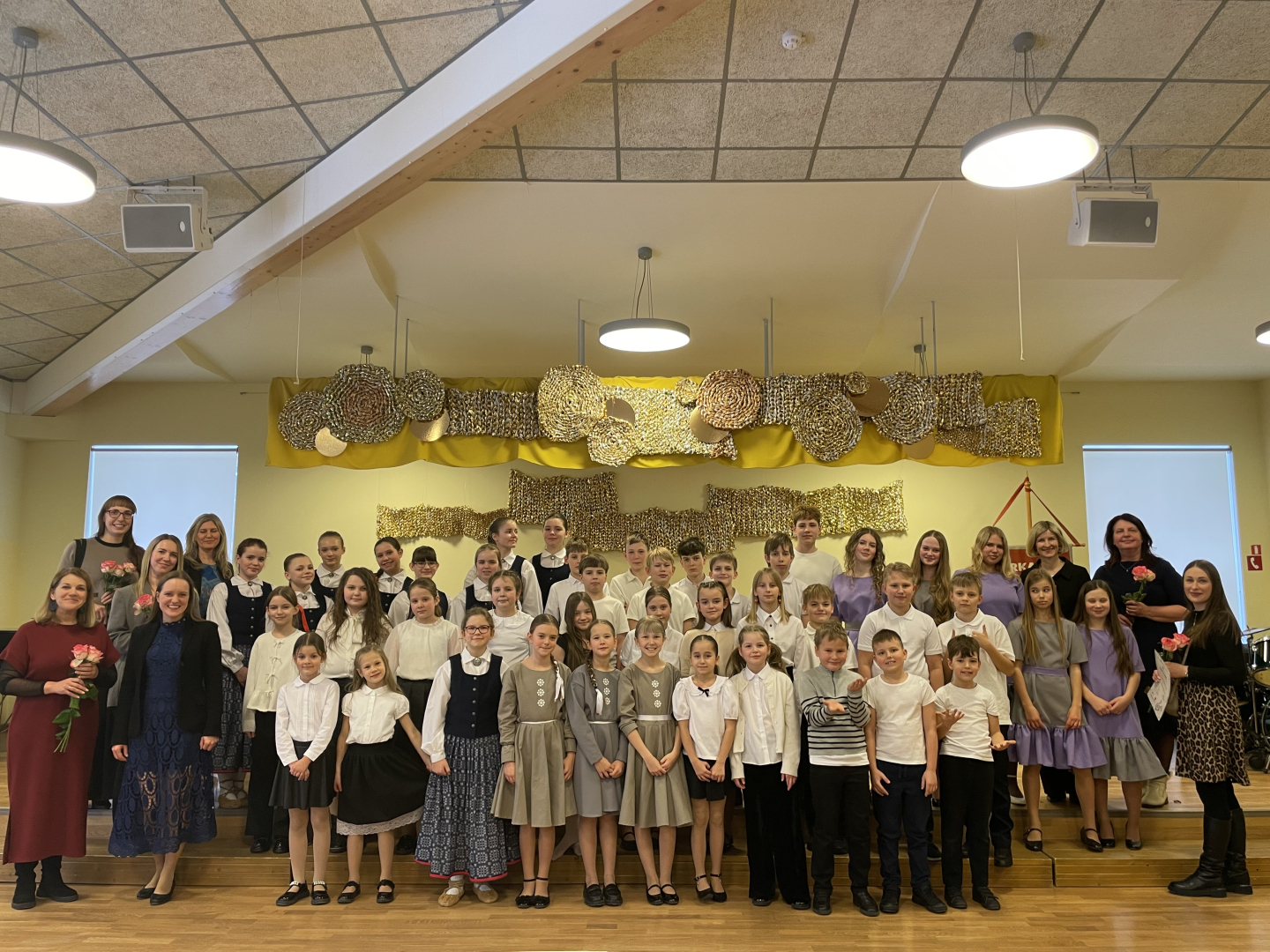 Noslēdzies vokālo ansambļu konkurss “Balsis 2026”; kopbilde