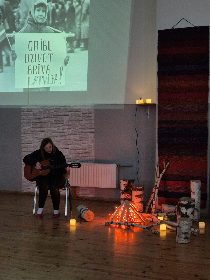 Barikāžu atceres dienas pasākumi Gaismas pamatskolā 