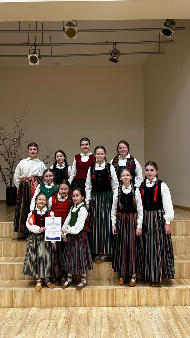 Kolektīvs Oglīte, kopbilde