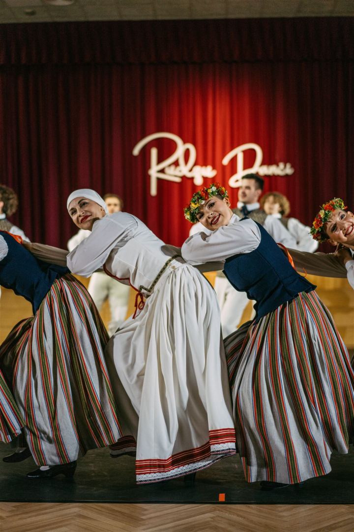 koncerts Rudzu danči, dejotāji