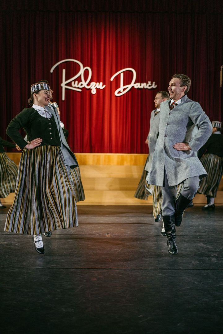 koncerts Rudzu danči, dejotāji