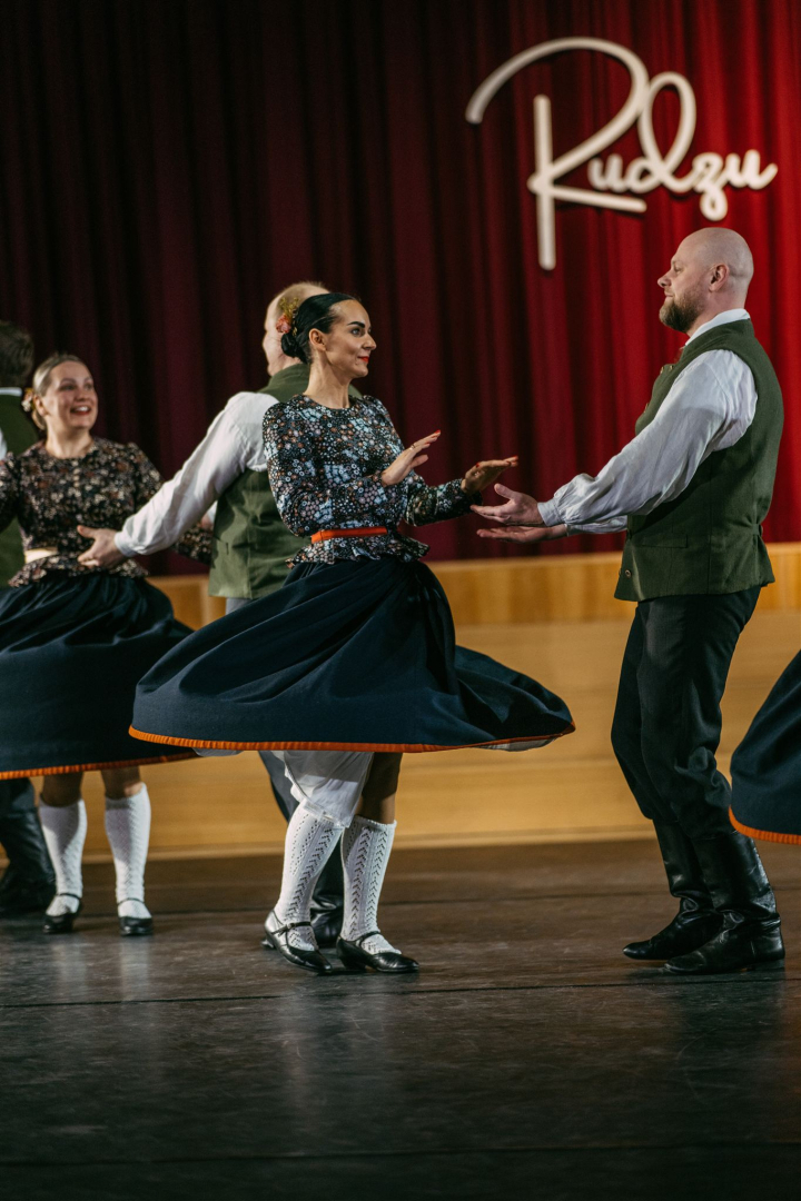 koncerts Rudzu danči, dejotāji