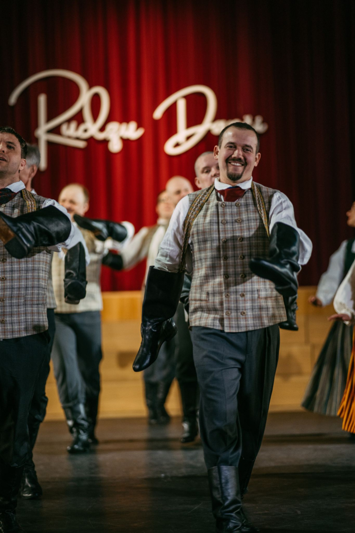 koncerts Rudzu danči, dejotāji