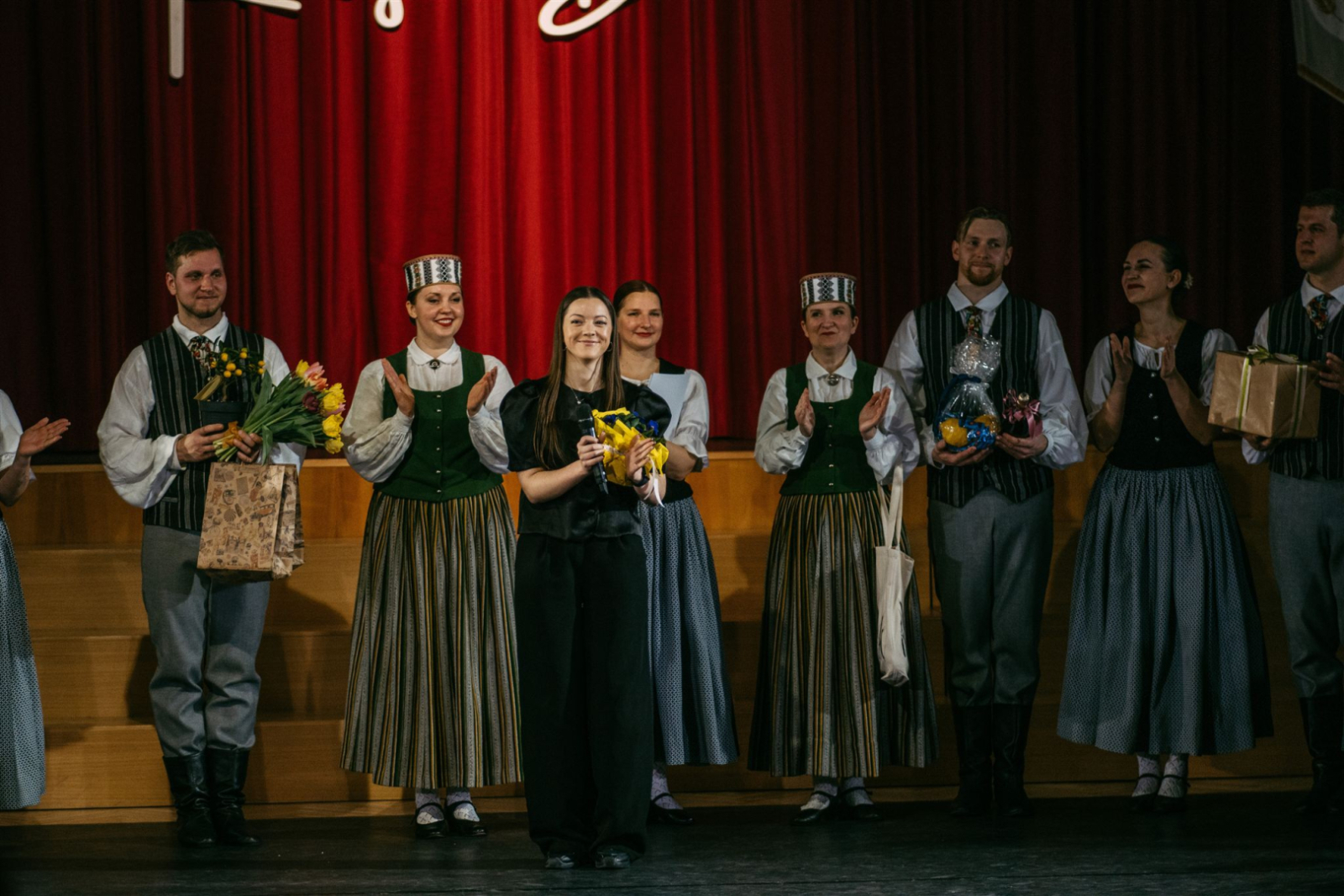 koncerts Rudzu danči, dejotāji