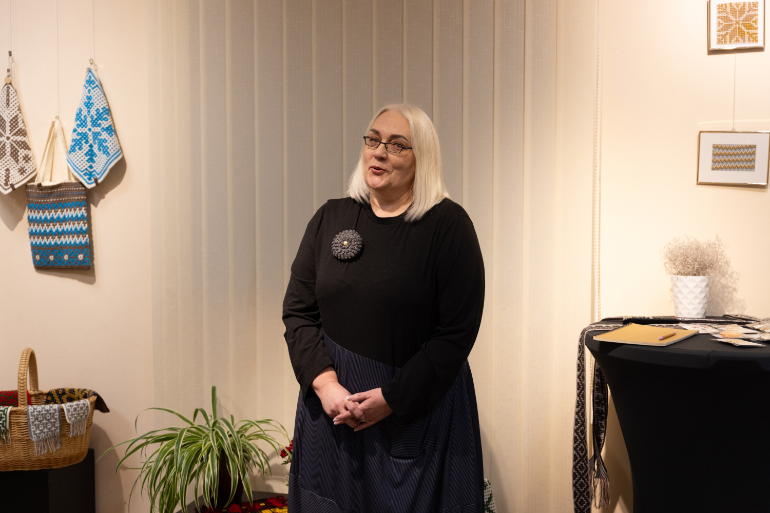 Izstādes "Mozaīktamborēšana mūsdienu interjerā un aksesuāros" atklāšana