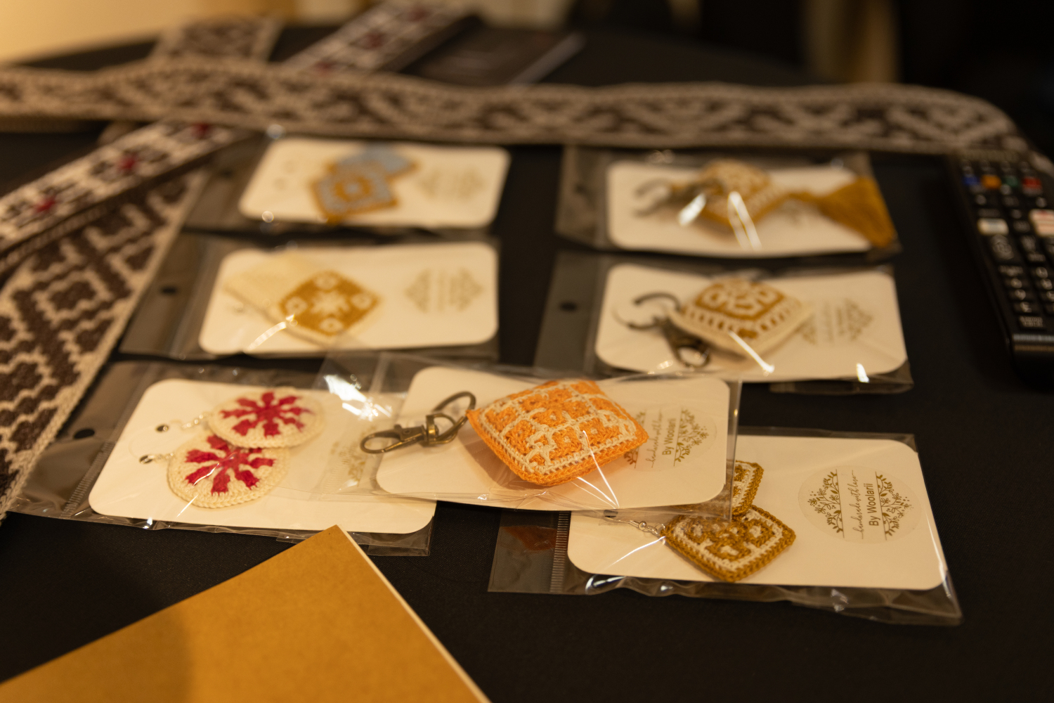 Izstādes "Mozaīktamborēšana mūsdienu interjerā un aksesuāros" atklāšana