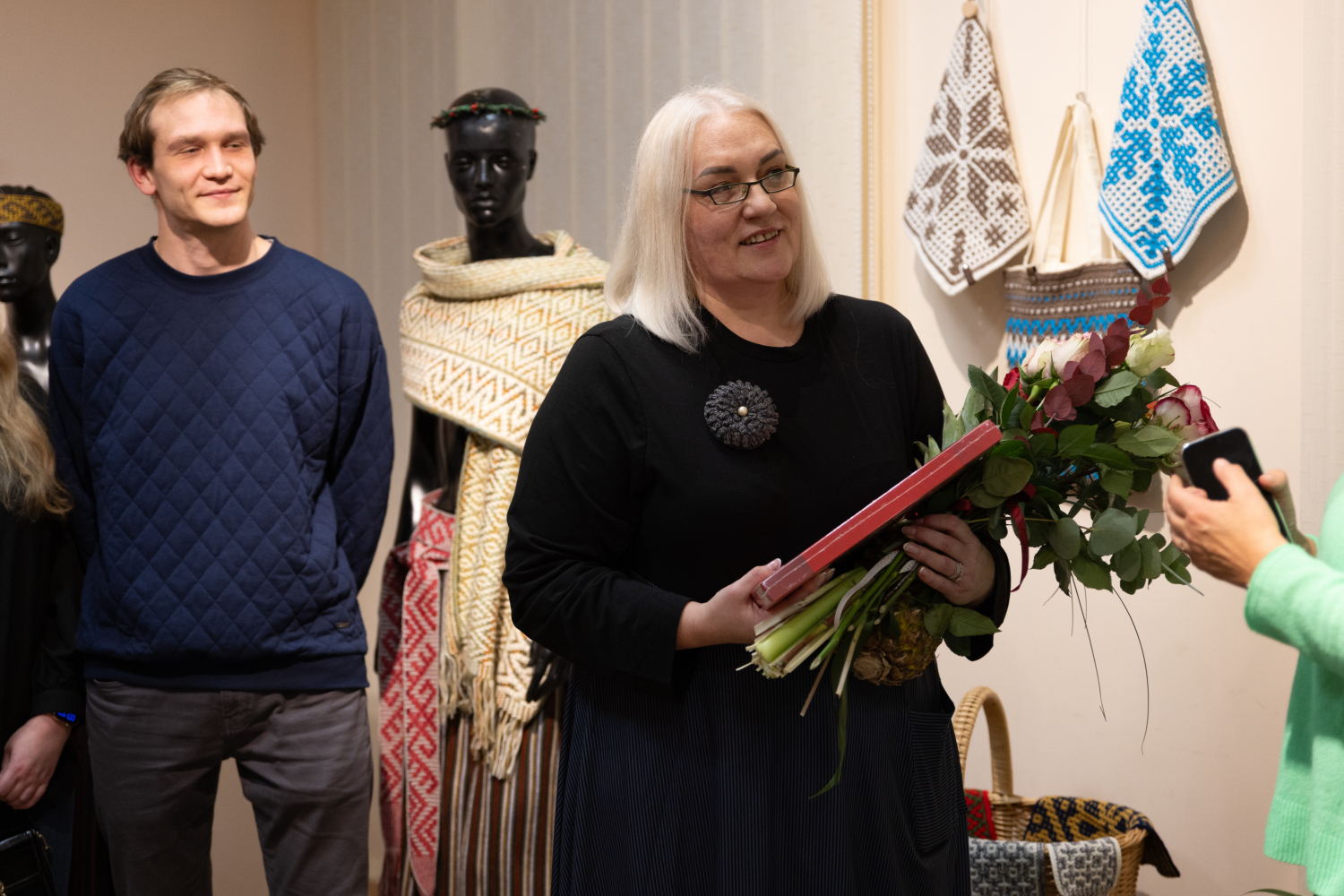 Izstādes "Mozaīktamborēšana mūsdienu interjerā un aksesuāros" atklāšana