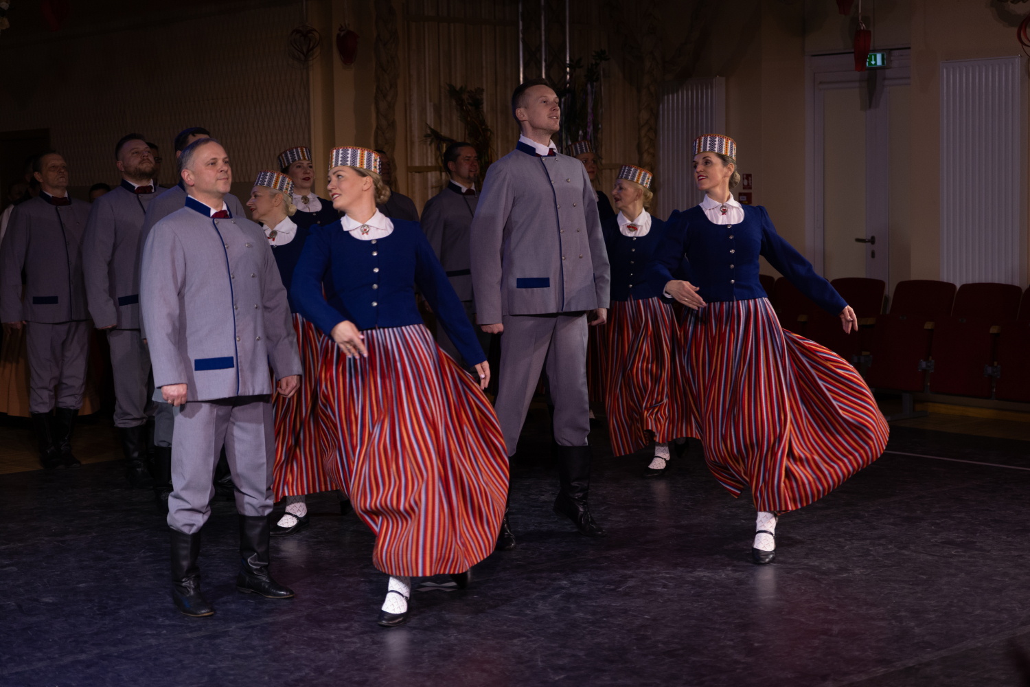 Mīlestības dienas sadancis "Kāzas" kolektīvi