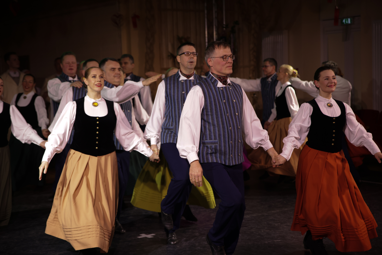 Mīlestības dienas sadancis "Kāzas" kolektīvi