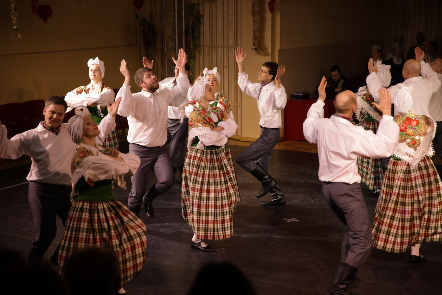 Mīlestības dienas sadancis "Kāzas" kolektīvi