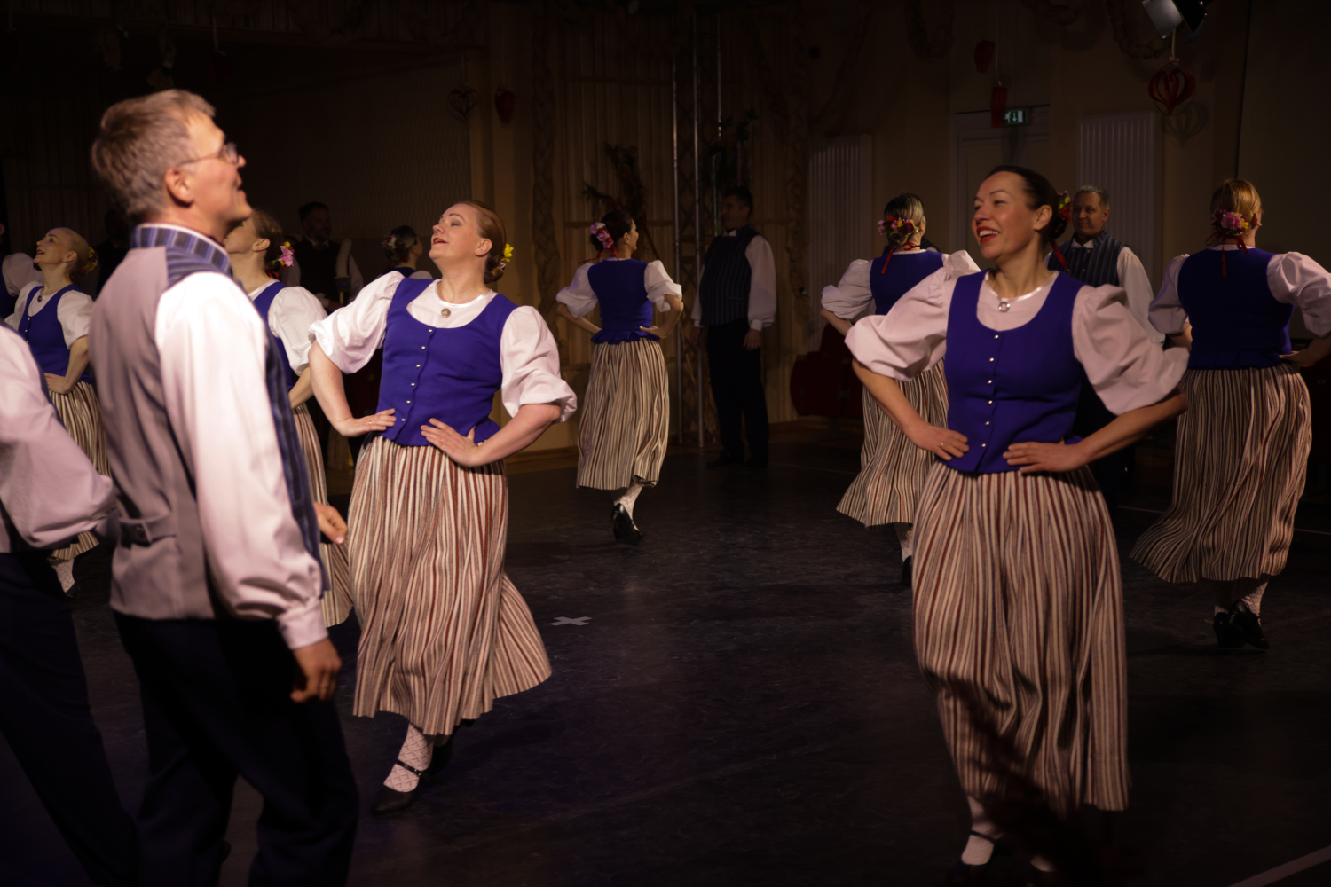 Mīlestības dienas sadancis "Kāzas" kolektīvi