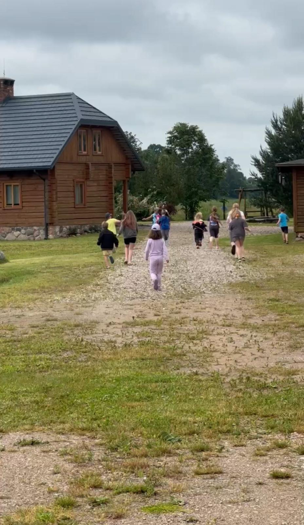 Atpūtas nometne "Priedniekos"