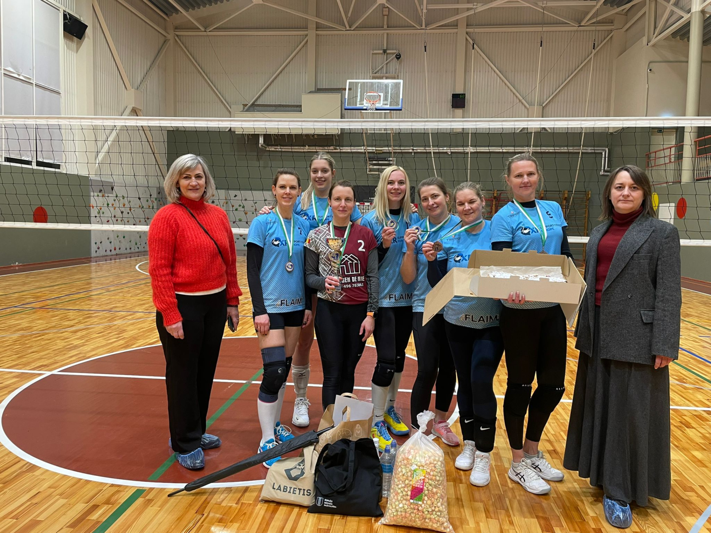 Ziemas kauss, dāmu grupa