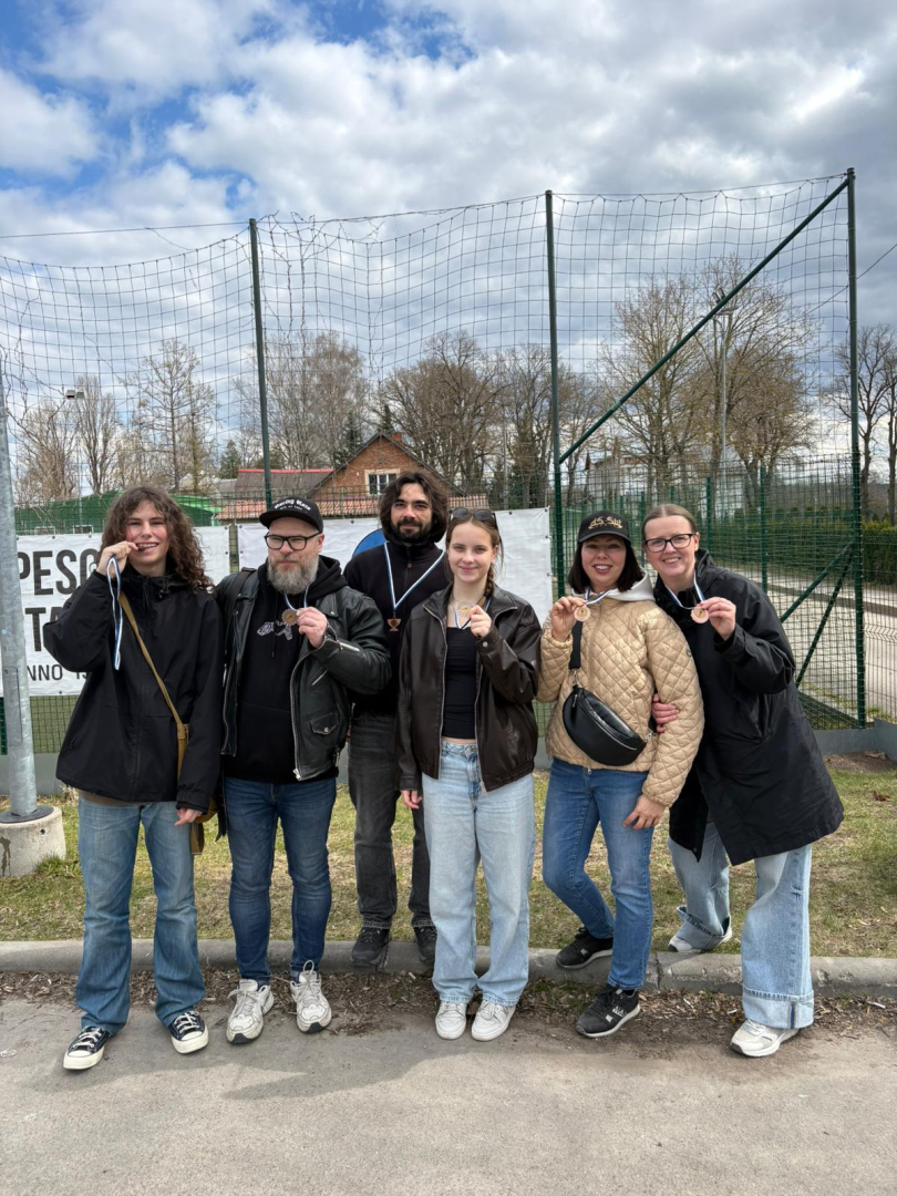 Aizvadīts aizraujošs ģimeņu foto orientēšanās pasākums Upesciemā