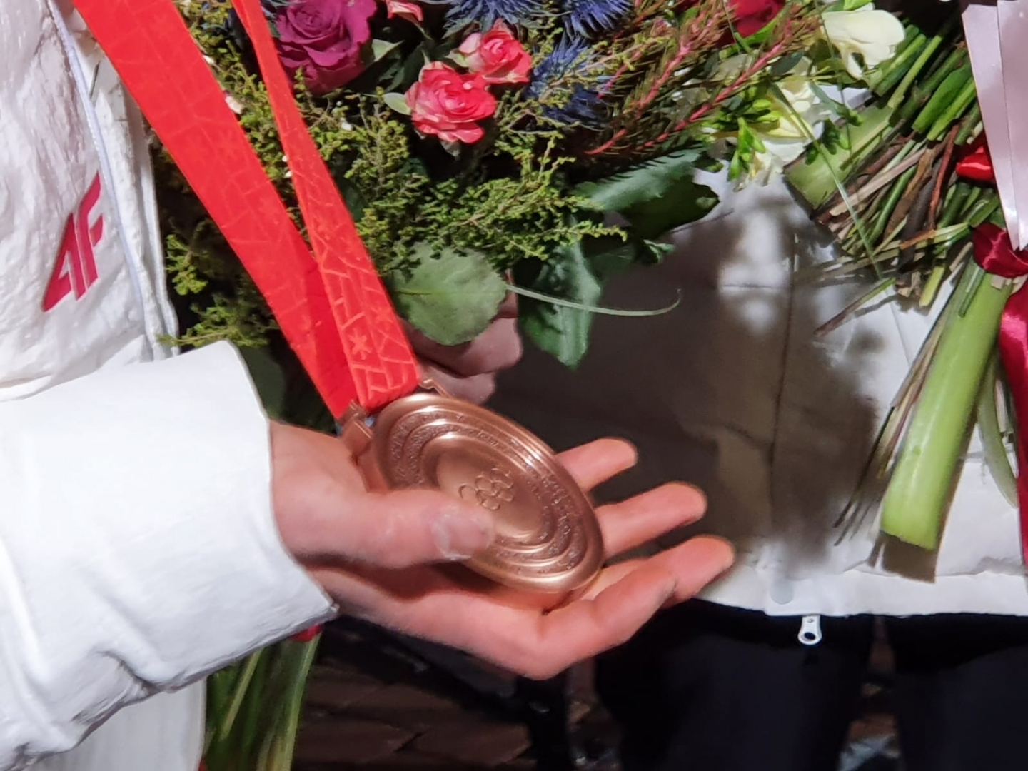Sagaidām mājās ropažniekus, Olimpiskos medaļniekus Mārtiņu Botu un Robertu Plūmi! 