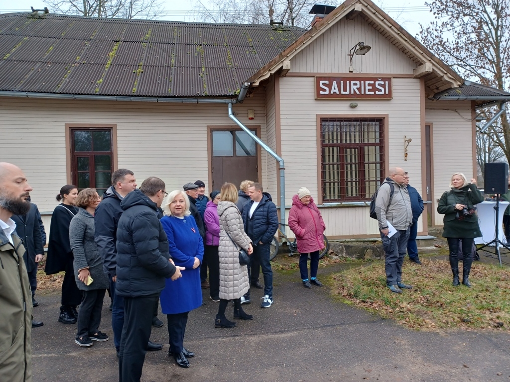 Rail Baltica reģionālo mobilitātes punktu projektēšanas līguma svinīga parakstīšana