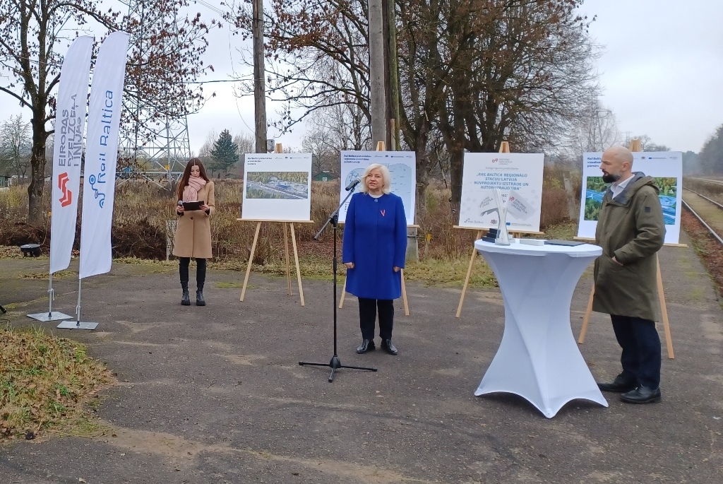 Rail Baltica reģionālo mobilitātes punktu projektēšanas līguma svinīga parakstīšana