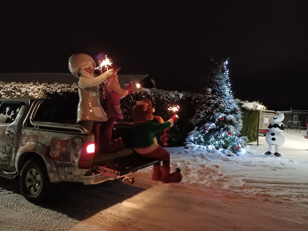Ziemassvētku eglīšu iedegšana Stopiņu pagastā, 2021. gada decembris