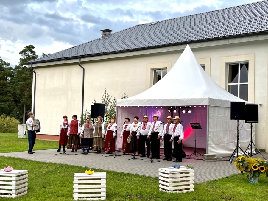 Skaistāko romanču vakars Vangažos, festivāla "Slāvu vainags" ietvaros