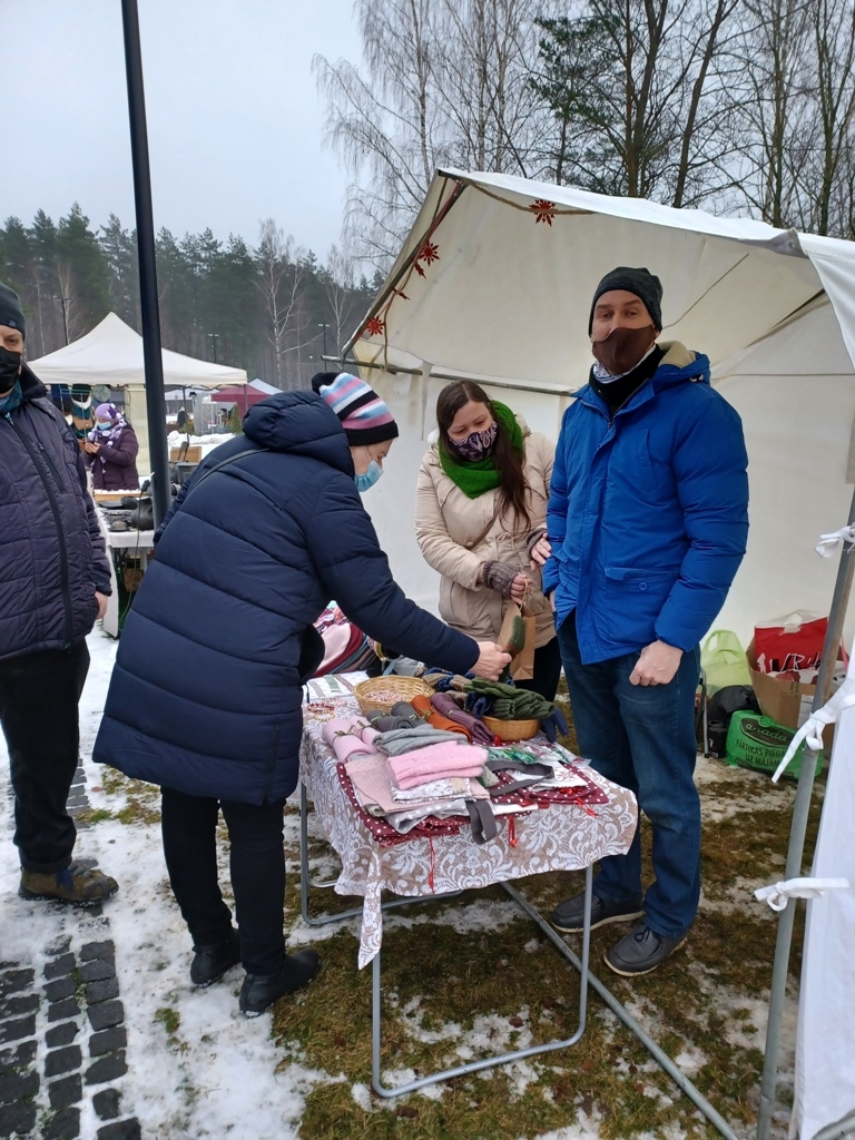 Ziemassvētku tirdziņš Ulbrokā
