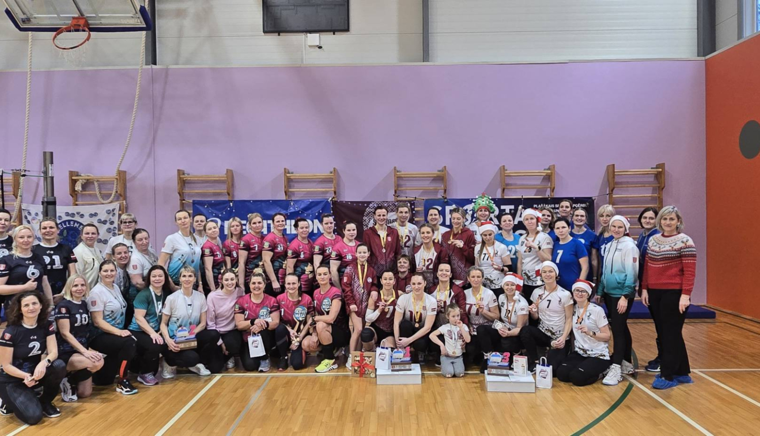 Ropažos aizvadīts turnīrs “Ķer un servē bumbu” Ropažu pagasta kausa izcīņā