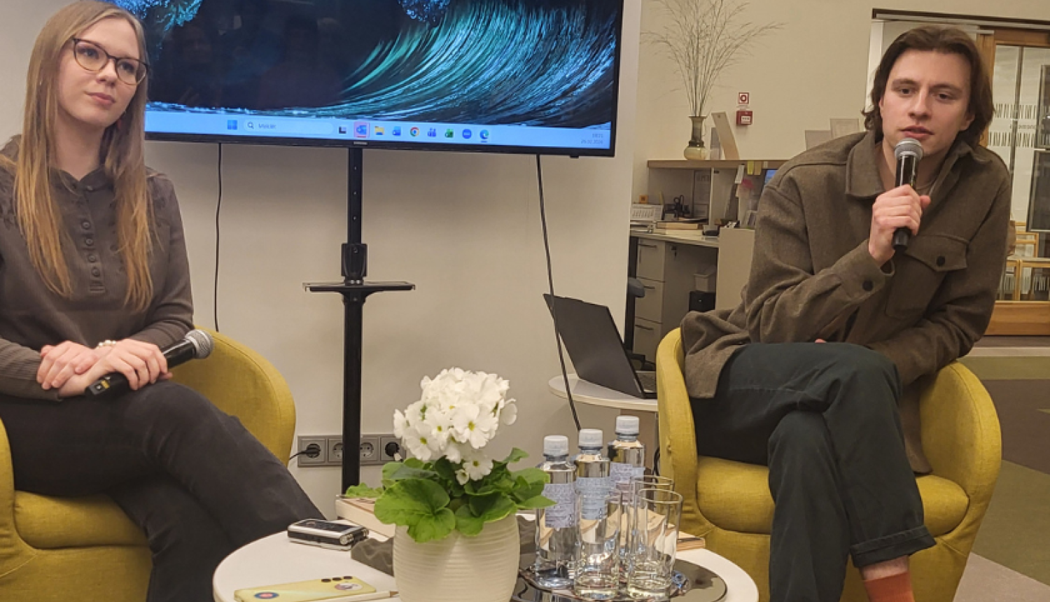 Jaunā Rīgas teātra un kino aktieris Ritvars Toms Logins un LU Romāņu valodu un kultūru studente Malvīne Magdalēna Login