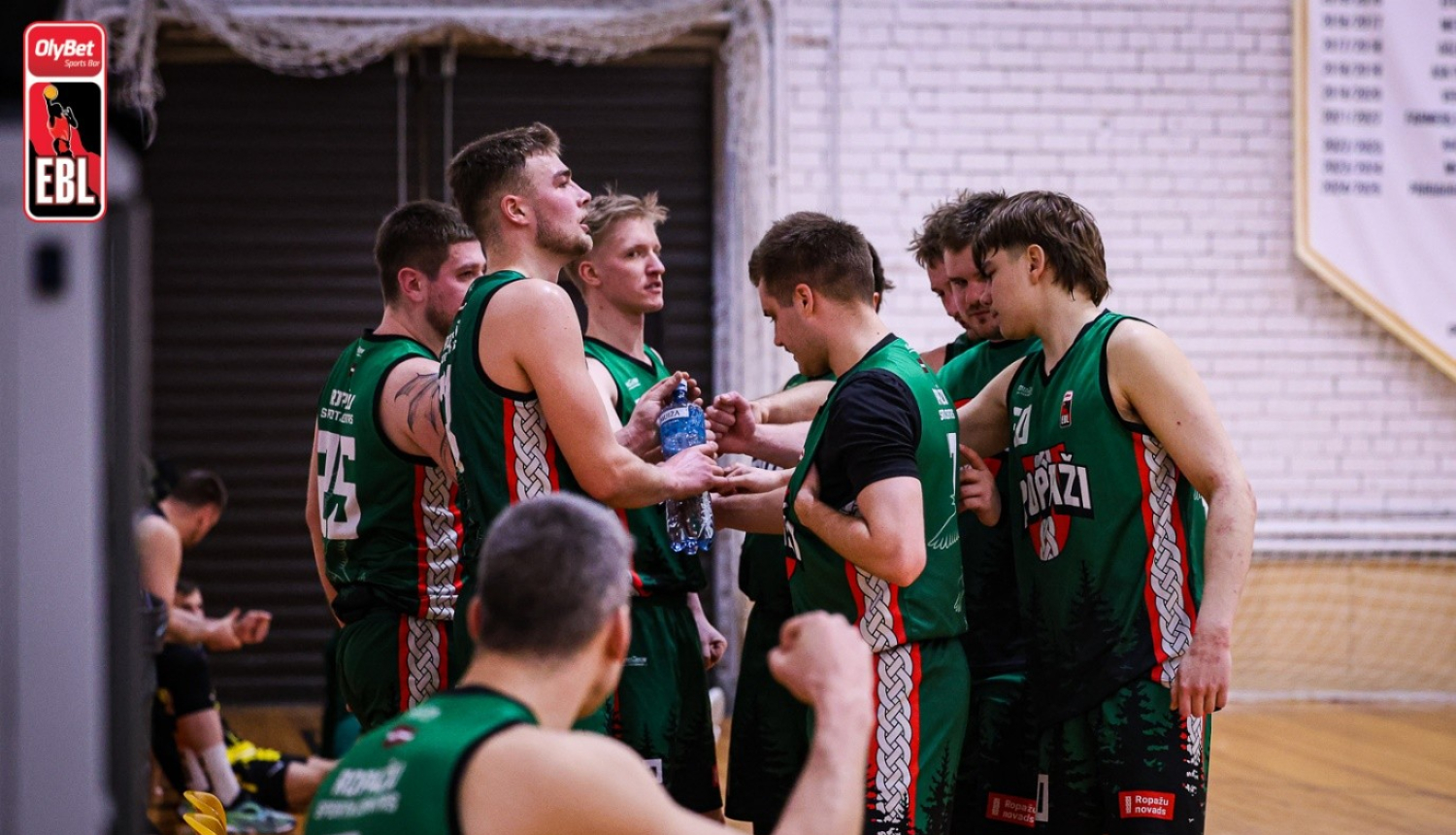 Ropažu basketbola komanda