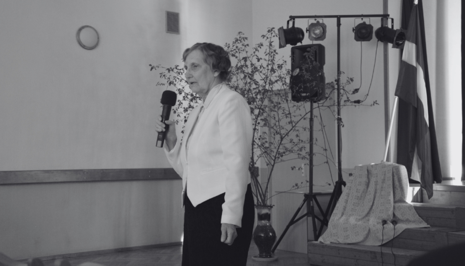 Sēru vēsts. Ausma Gulbe