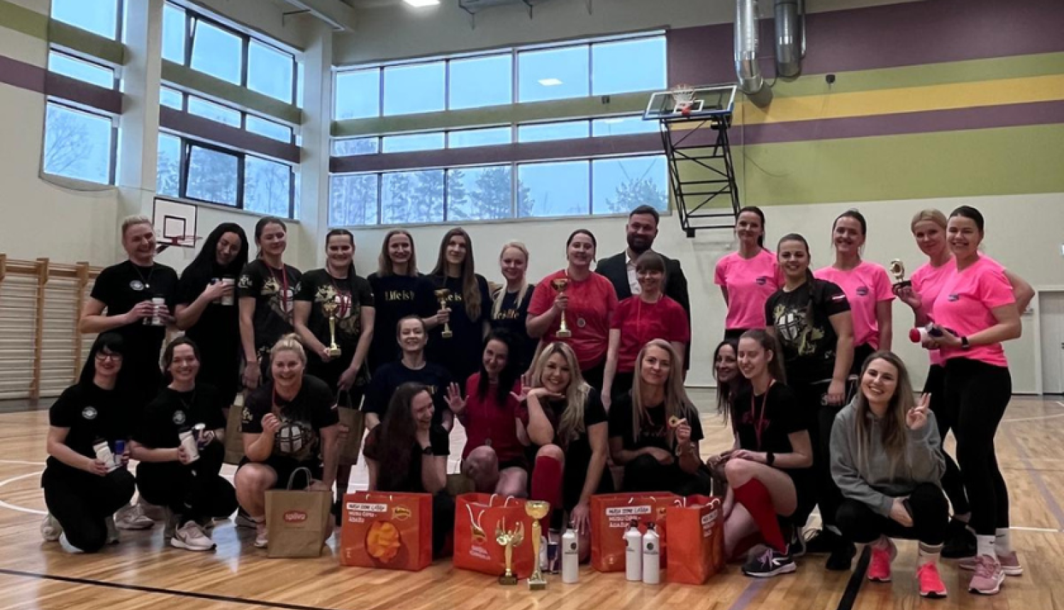 "Garkalnes pagasta tautas bumbas turnīrs 2026" sievietēm, kopbilde