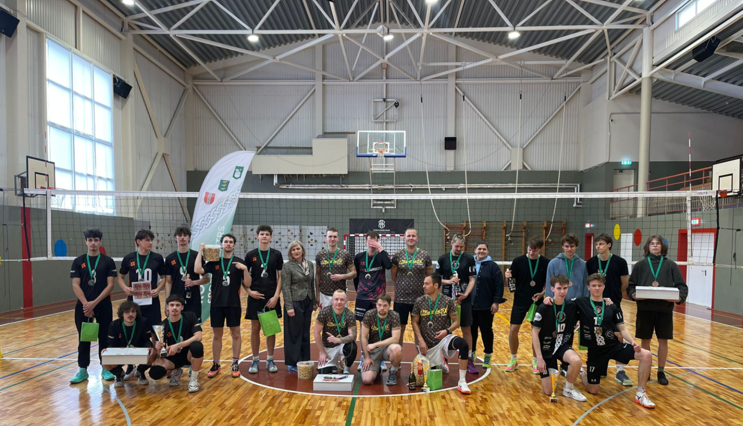 Pavasara kauss vīriešiem volebjolā, dalībnieku kopbilde