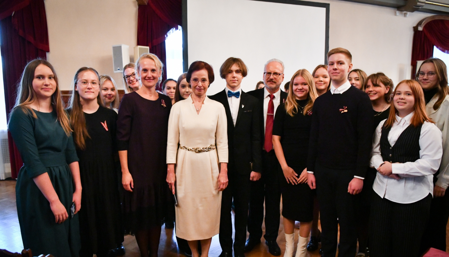 Berģu Mūzikas un mākslas pamatskolas skolēni apmeklēja Rīgas pili