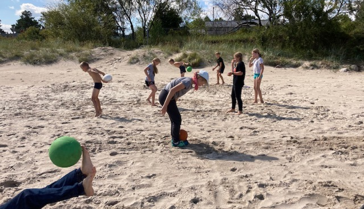 Izcili aizvadīta sporta nometne