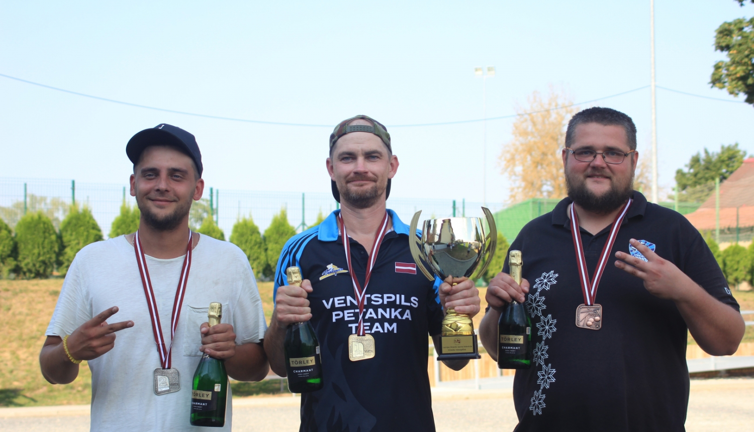 Latvijas čempionātā vīriešu vienspēlēs petankā labi rezultāti Ropažu novada komandai