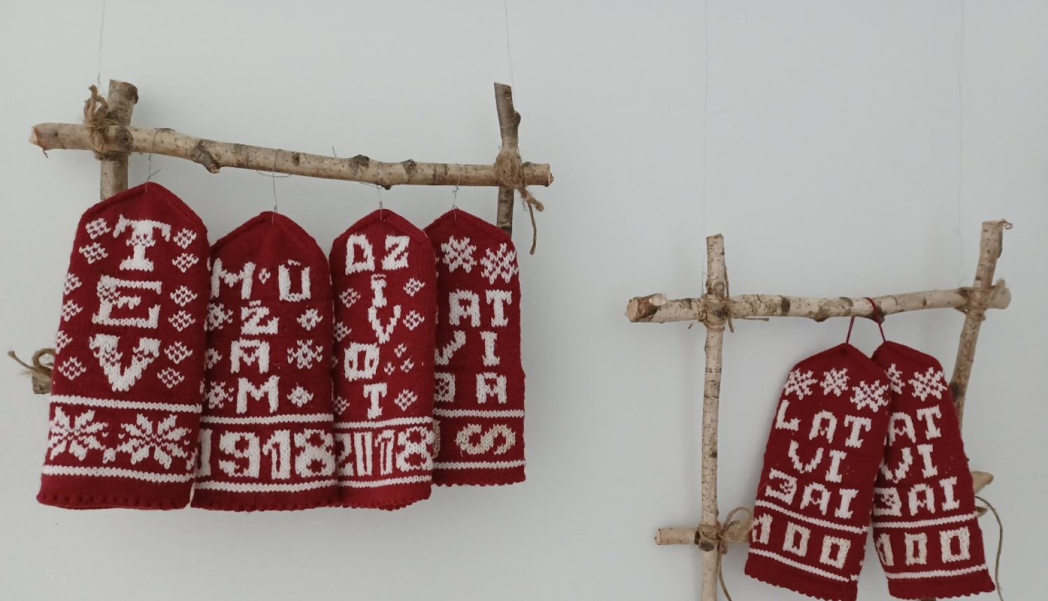 RAC “Upeslejas” marta mēnesī bija skatāma rakstaino cimdu izstāde