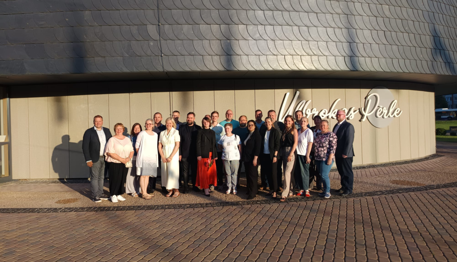 pašvaldības vadība ar iedzīvotāju padomēm