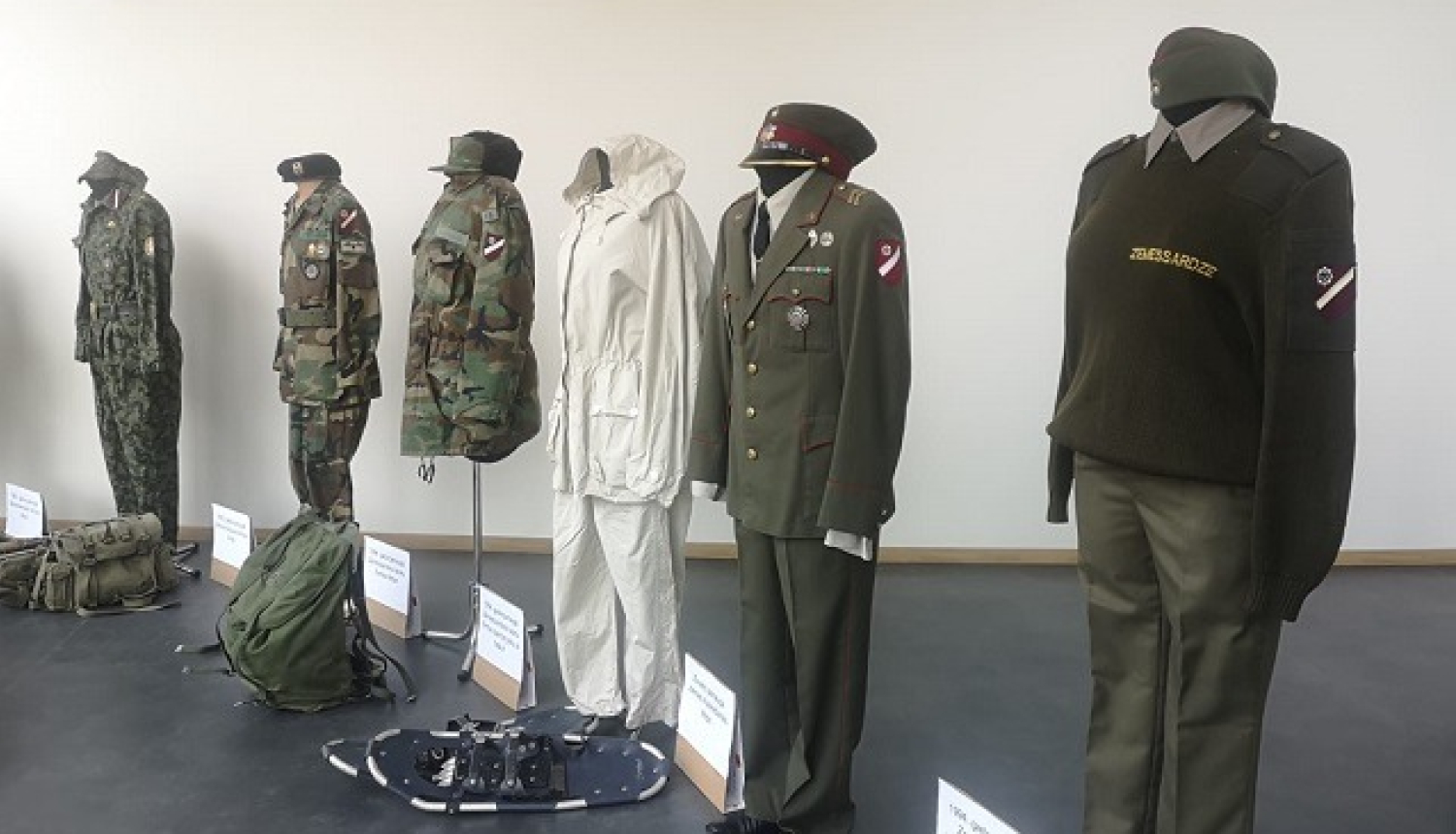 “Zemessardzei – 30” veltīta izstāde kultūras centrā “Ulbrokas Pērle”