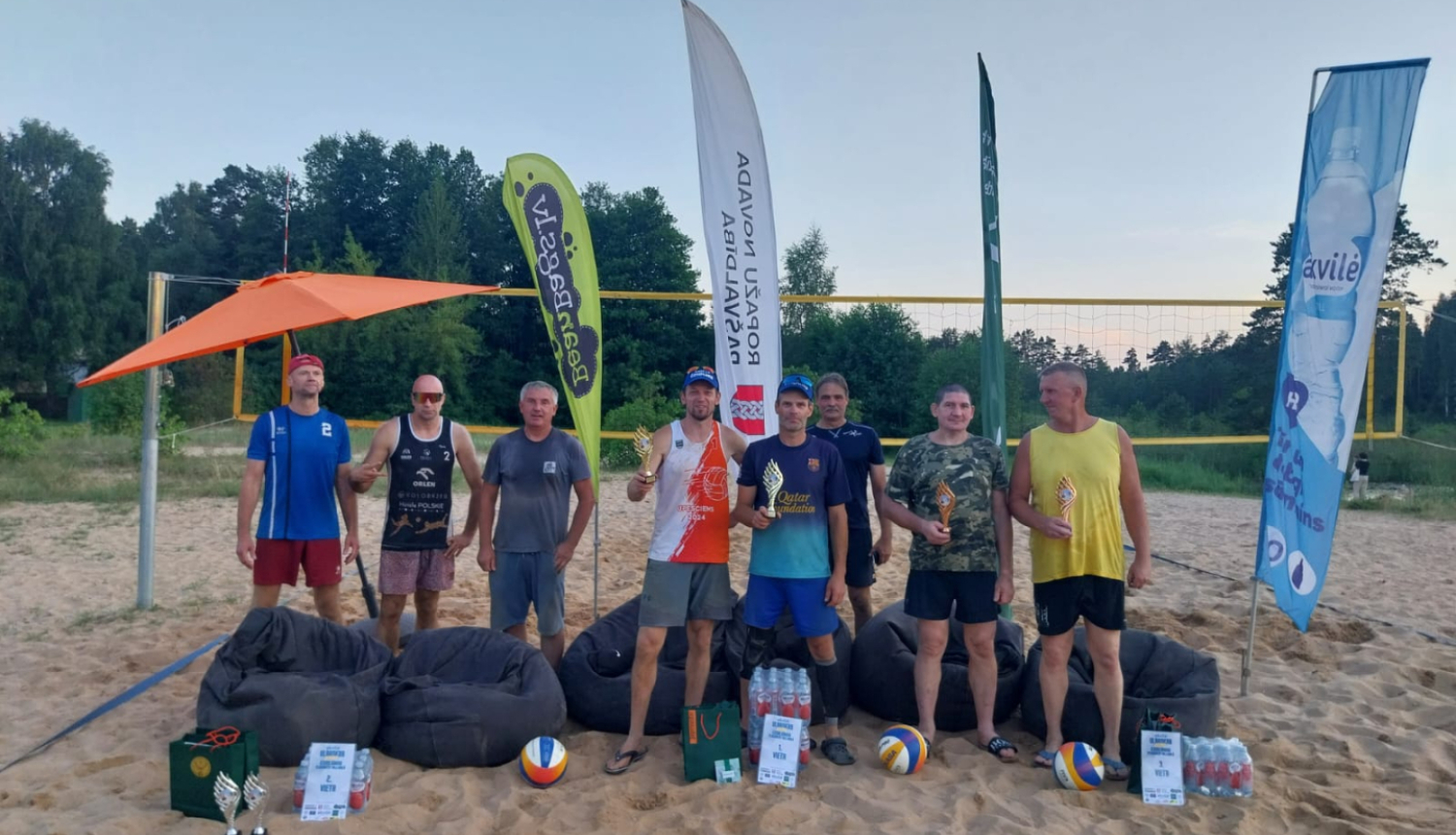 sporta spēlu dalibnieki