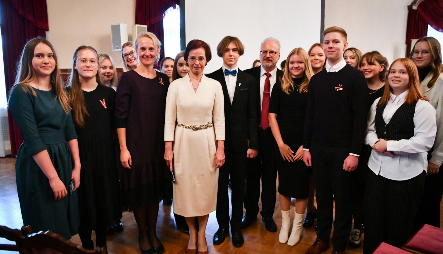 Berģu Mūzikas un mākslas pamatskolas skolēni apmeklēja Rīgas pili