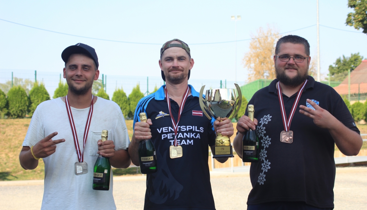 Latvijas čempionātā vīriešu vienspēlēs petankā labi rezultāti Ropažu novada komandai